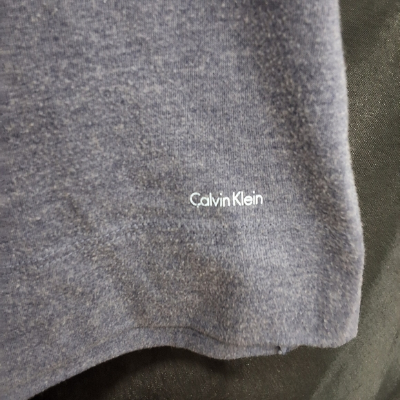 Blueish grey Calvin Klein women's size medium short sleeve w/ 3 buttons on arm - Picture 12 of 12